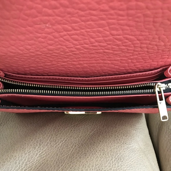 Burberry Small Burgundy / Red Cross body purse - Picture 4 of 4